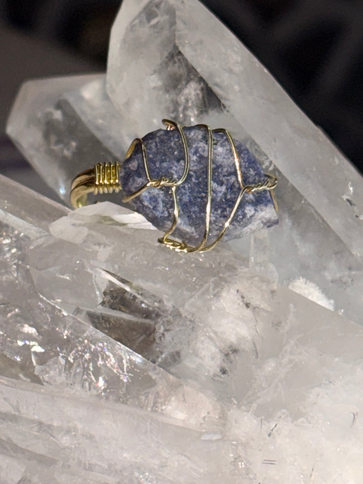 Anello sodalite regolabile