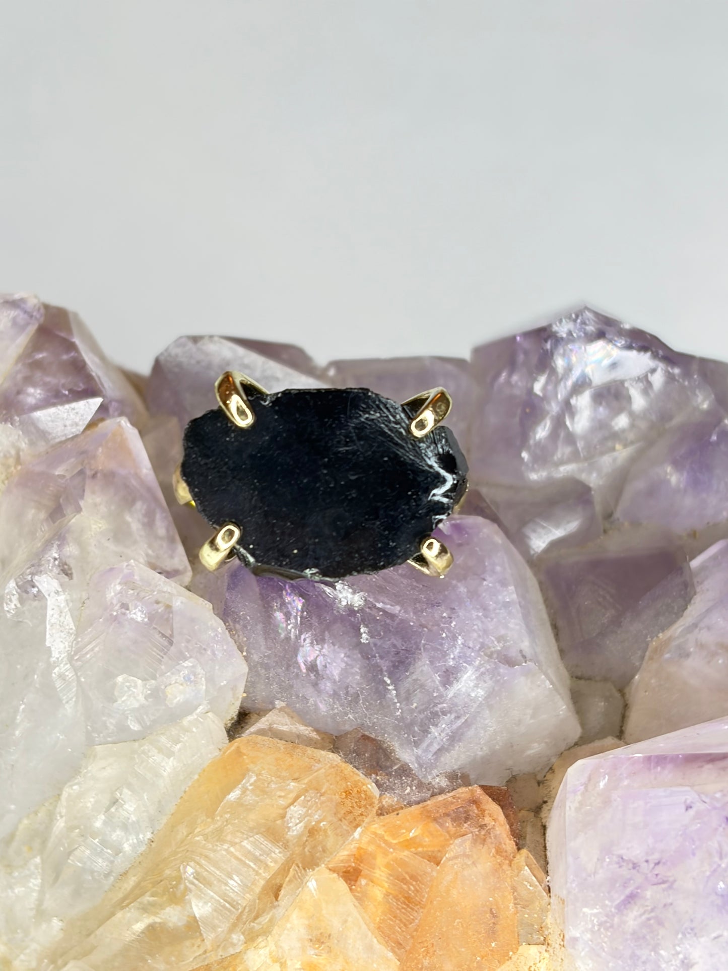 Anello ossidiana regolabile