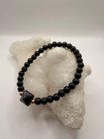 Bracciale in onice con piramide da donna
