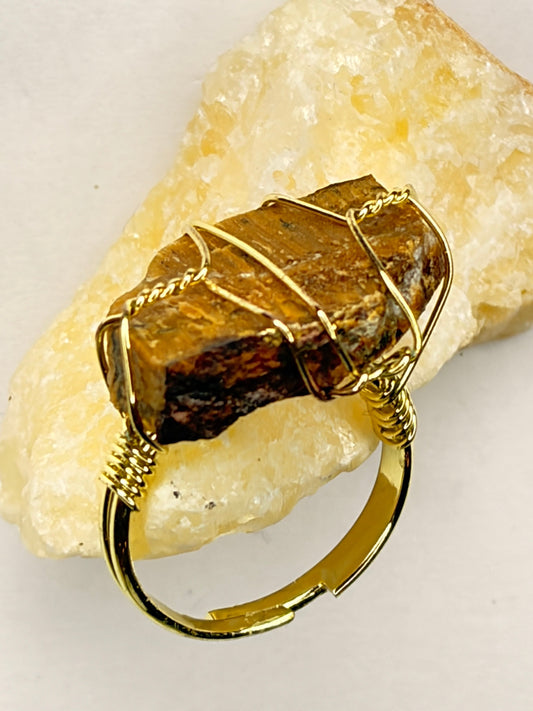 Anello occhio di tigre regolabile